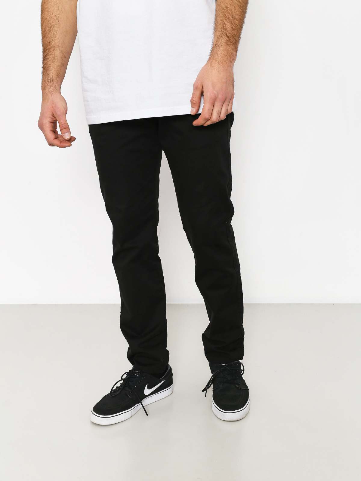 Kisnadrág Malita Chino Low Stride (black)